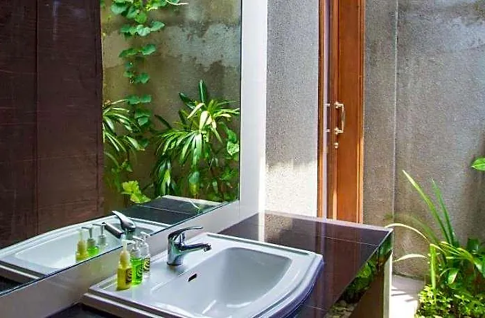 Ladera Villa